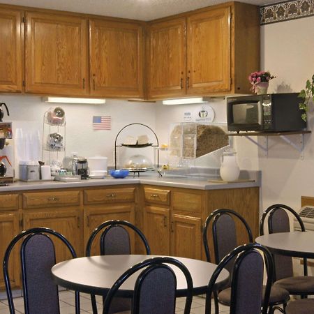 Super 8 By Wyndham Aransas Pass Hotell Restaurang bild